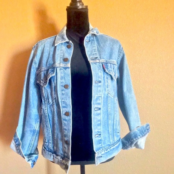 Levi's Jackets & Blazers - Vintage Levi’s Jean Trucker Jacket